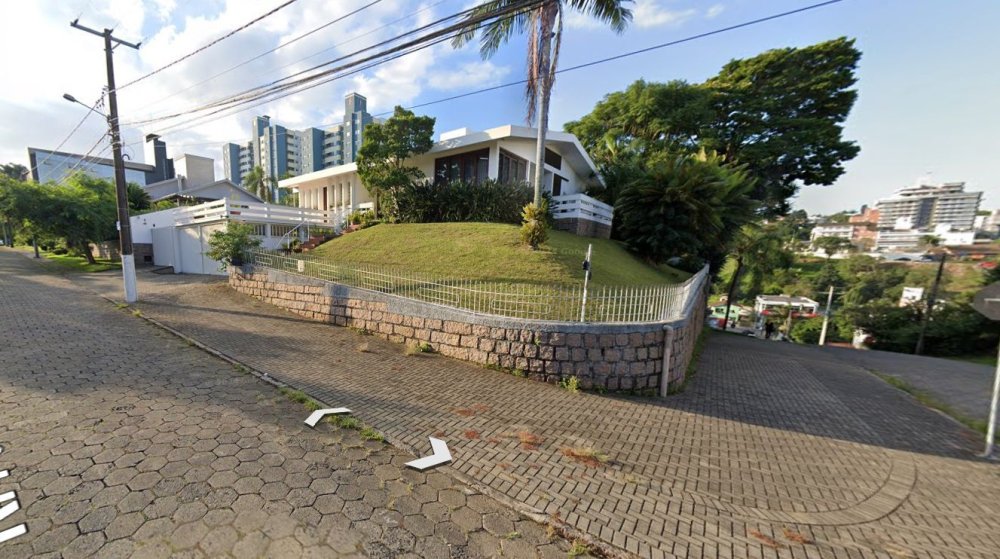 Casa Alto Padrão - Venda - Centro - Criciúma - SC