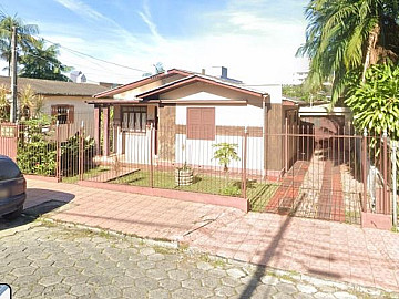 Casa � Venda